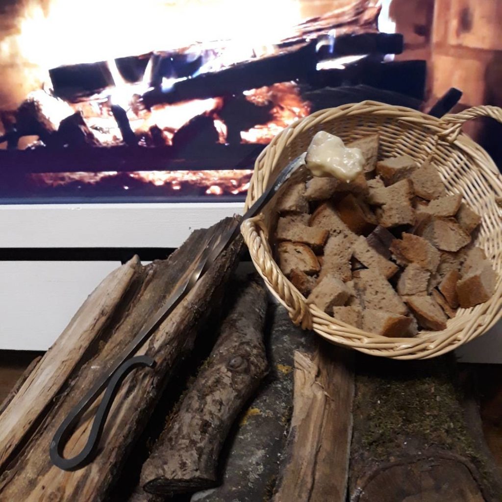 26151289_649849785139291_6925533098629136384_n